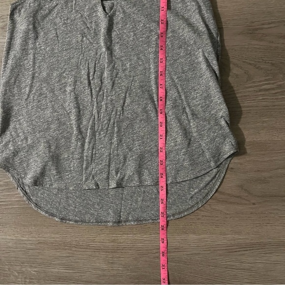 Feel the Piece Terre Jacobs Womens Grey V-Neck Tank Top Size M/L - Picture 4 of 5